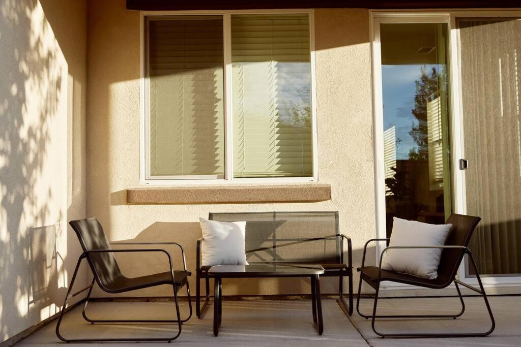 New Upscale House, Tahoe 30-Min W/ Cal King Reno Extérieur photo