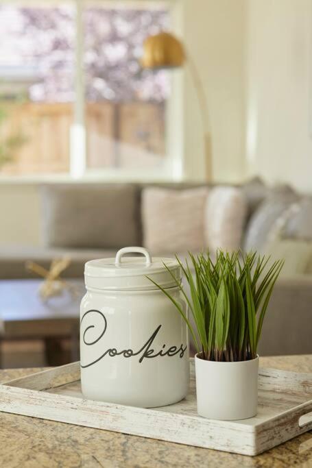 New Upscale House, Tahoe 30-Min W/ Cal King Reno Extérieur photo