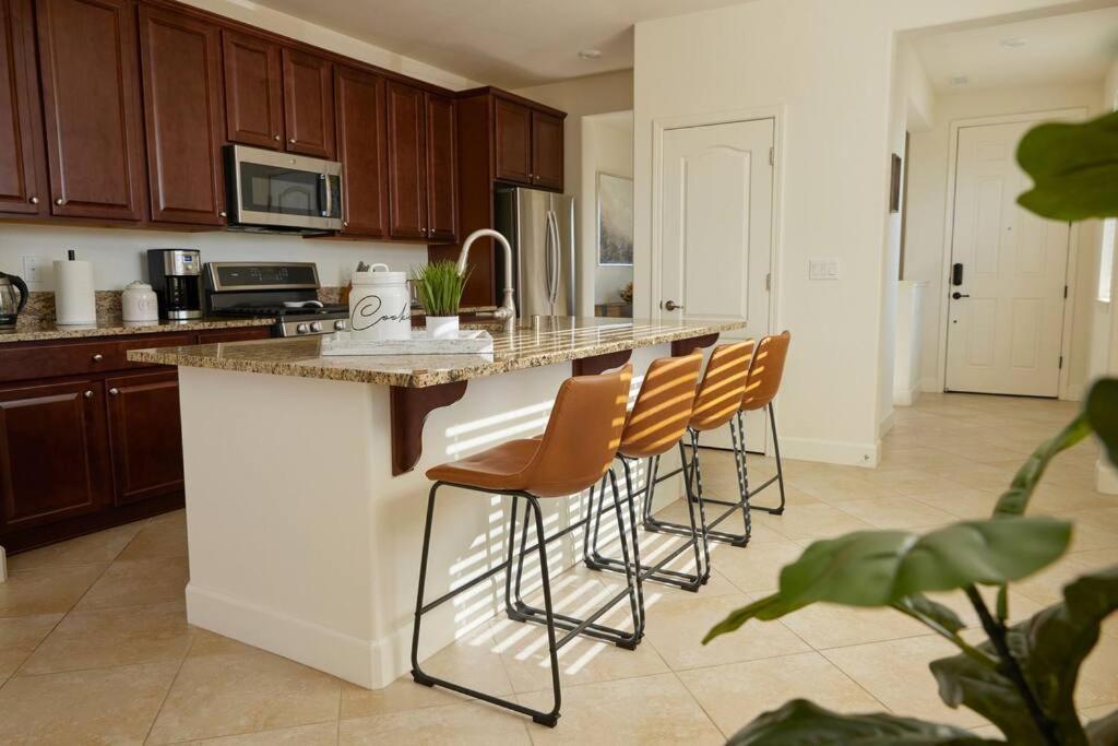 New Upscale House, Tahoe 30-Min W/ Cal King Reno Extérieur photo